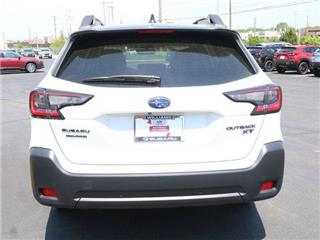 2024 Subaru Outback onyx edition xt