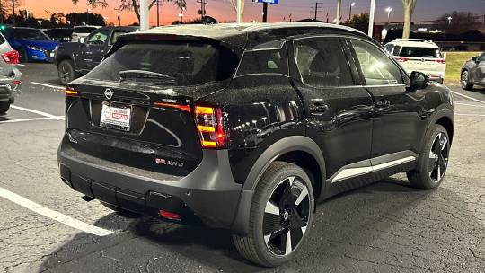 2025 Nissan Kicks