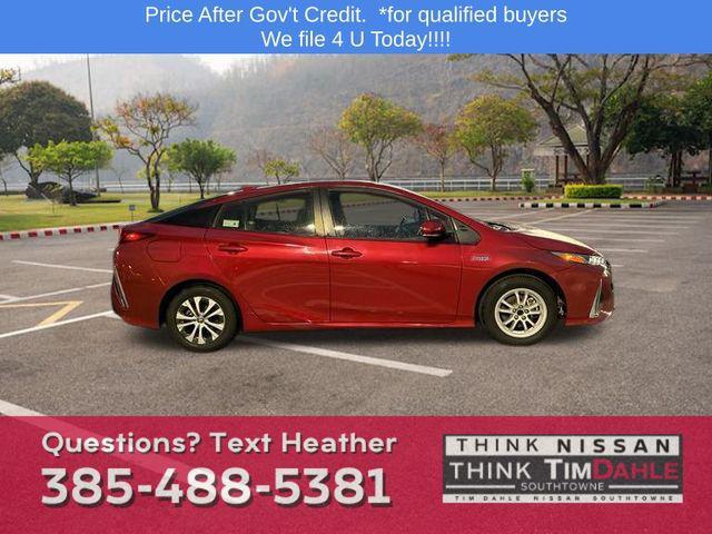 2021 toyota prius prime le