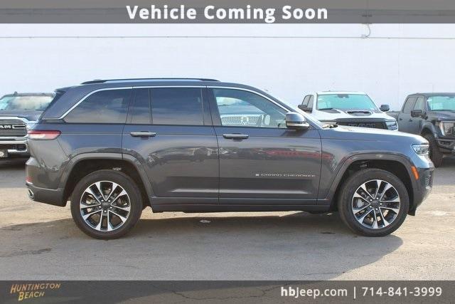 2022 jeep grand cherokee overland