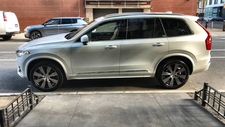 2024 volvo xc90 recharge t8 ultimate bright theme 7p