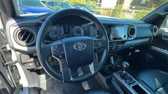 2019 toyota tacoma trd sport