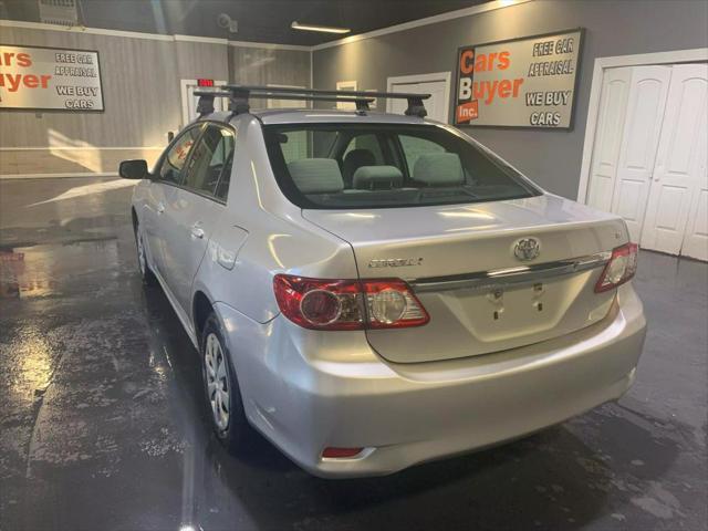 2011 toyota corolla le