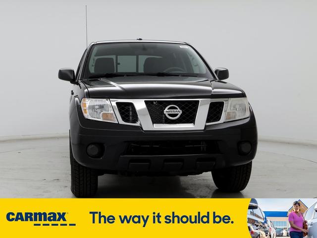 2017 nissan frontier sv