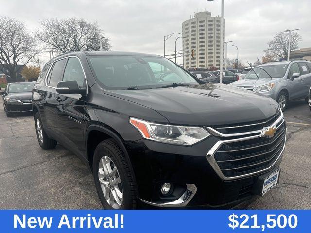 2021 chevrolet traverse lt cloth