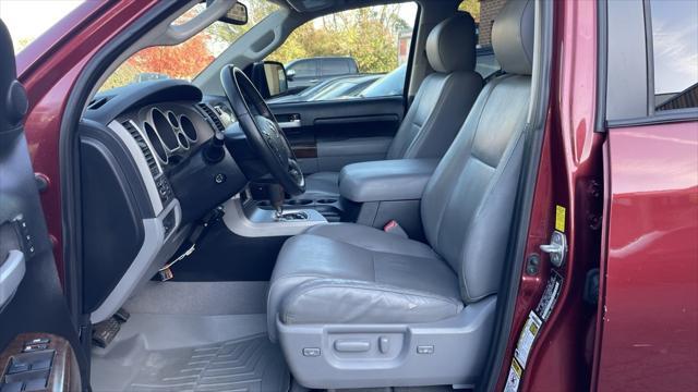 2010 toyota tundra limited