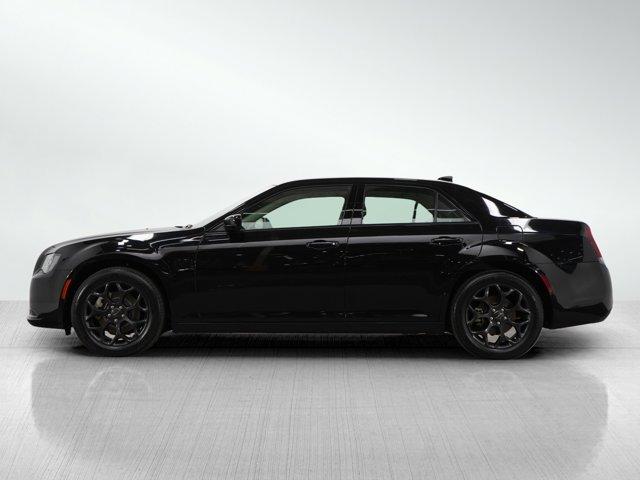 2022 chrysler 300 touring