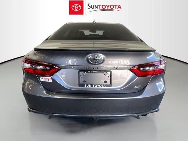 2024 toyota camry se