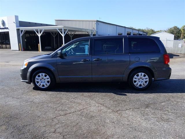 2019 dodge grand caravan se