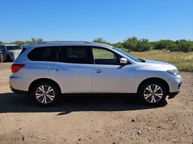 2019 nissan pathfinder sl