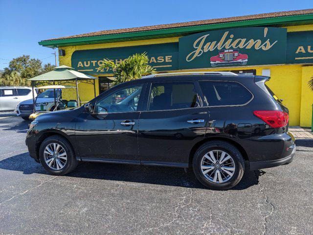 2018 nissan pathfinder sv