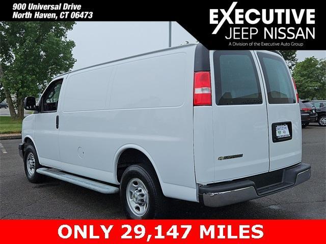 2022 chevrolet express 2500 work van