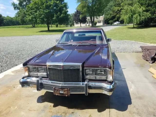 1977 lincoln versailles loaded