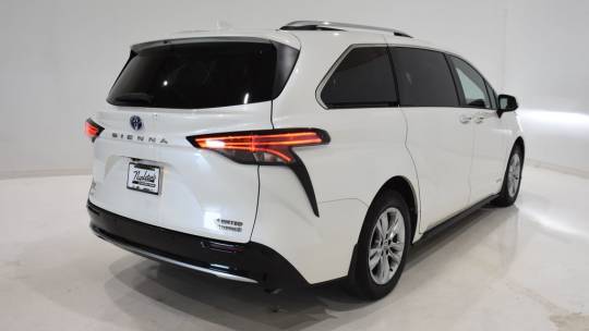 2021 Toyota Sienna
