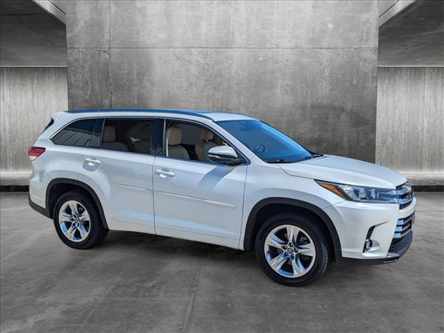 2018 toyota highlander limited
