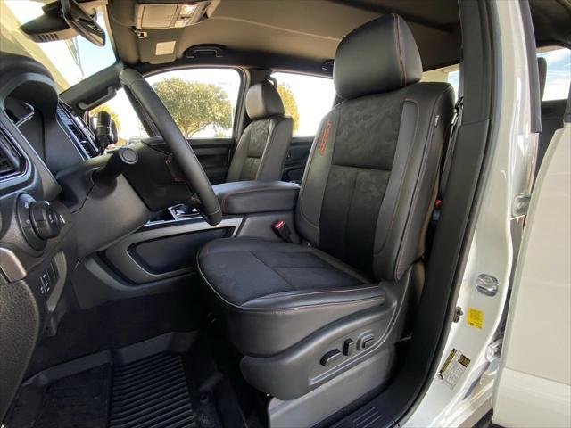 2024 nissan titan pro-4x