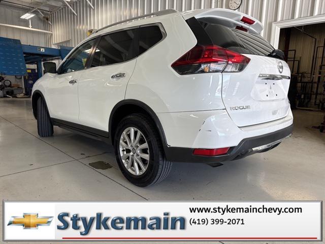 2018 nissan rogue sv