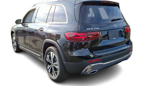 2025 Mercedes-Benz GLB