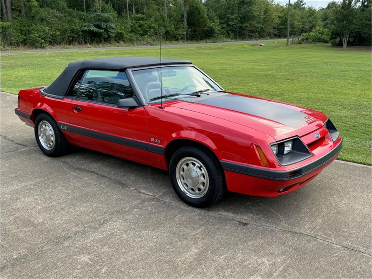 1985 ford mustang