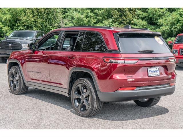 2023 jeep grand cherokee altitude