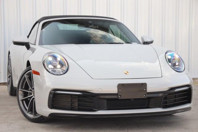 2021 porsche 911 carrera