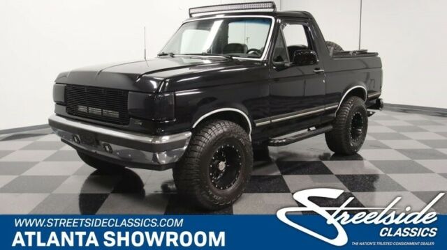 classic vintage chrome 4x4 suv bronco 5.8 liter v8 auto transmission black