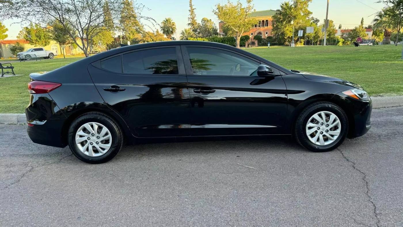 2017 hyundai elantra se