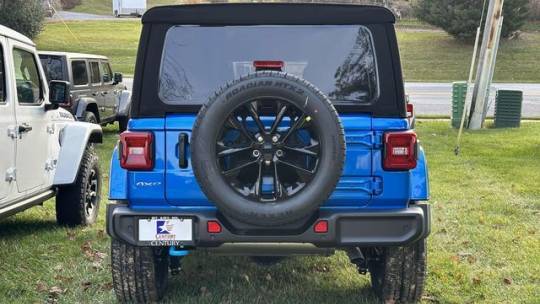2024 Jeep se