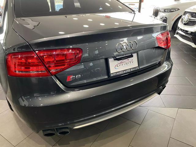 2013 audi s8 4.0t quattro