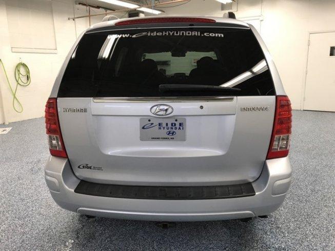 2007 hyundai entourage se for sale in grand forks, north dakota