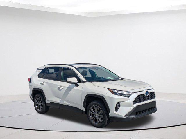2022 toyota rav4 hybrid xle premium