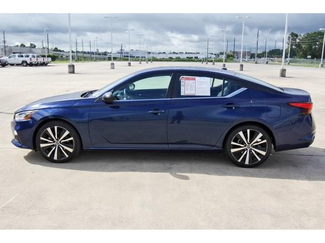2021 nissan altima 2.5 sr