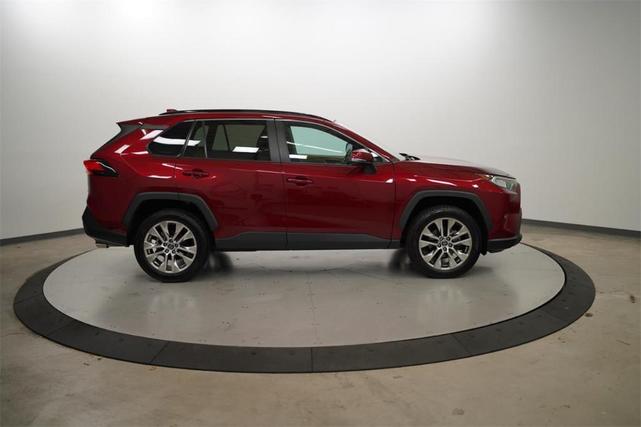 2021 toyota rav4 xle premium