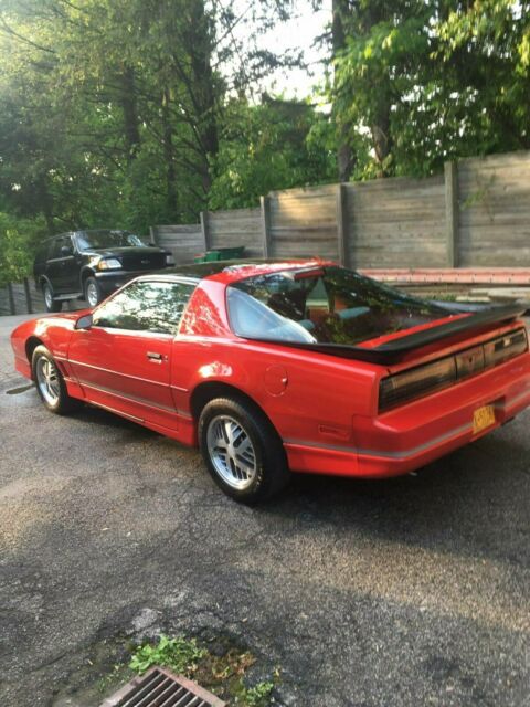 1986 pontiac trans am 5 speed manual trans premium suspension