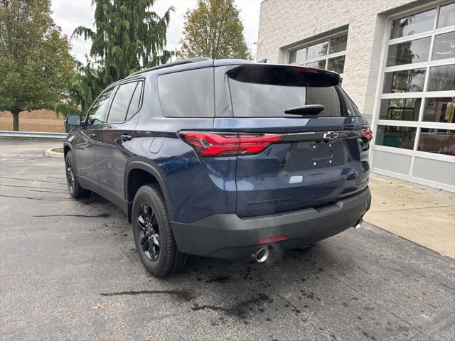 2022 chevrolet traverse lt cloth