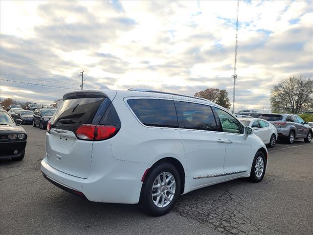 2020 chrysler pacifica touring l