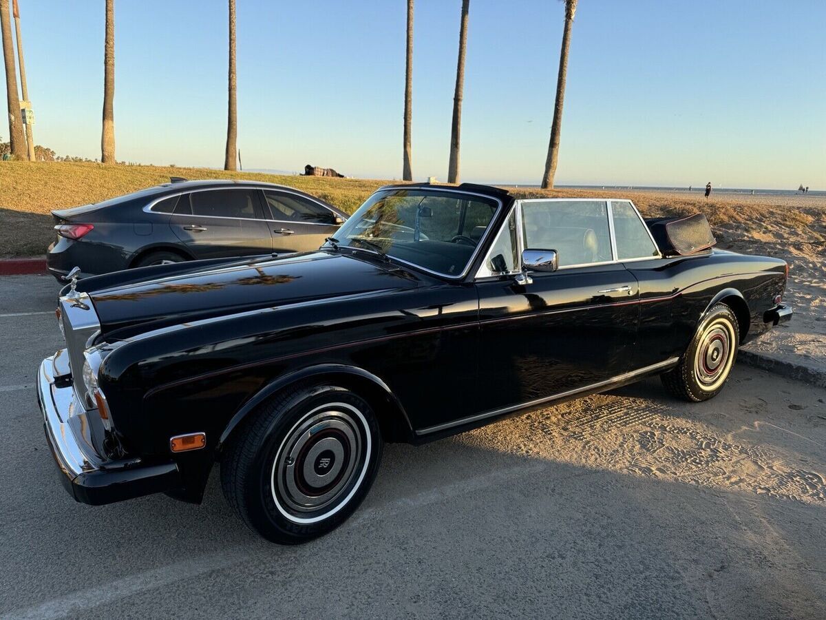 1983 rolls-royce corniche black