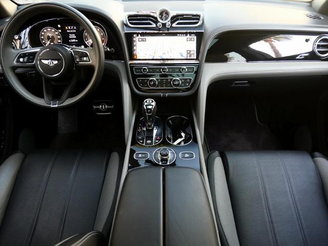 2022 bentley bentayga s