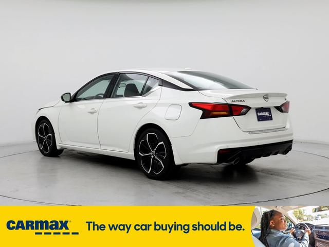 2023 nissan altima sr