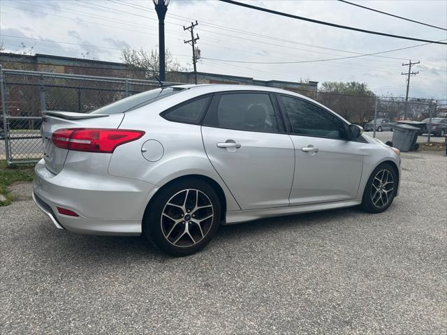 2015 ford focus se