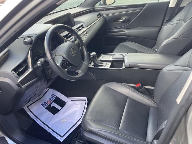 2020 lexus es 300h base