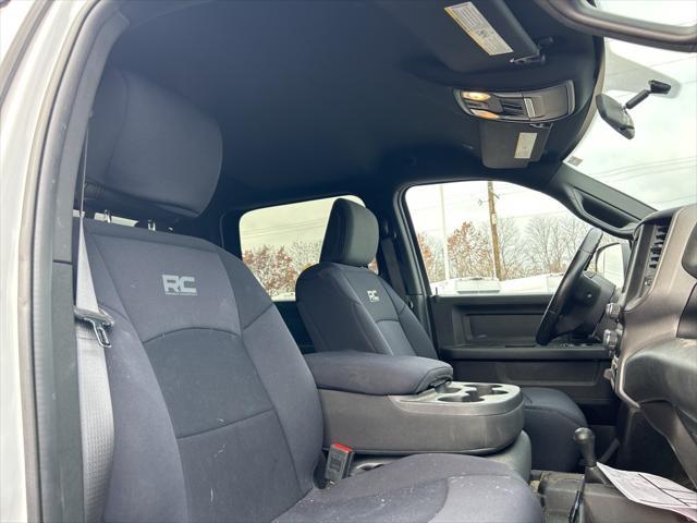 2022 ram 2500 tradesman crew cab 4x4 6'4' box