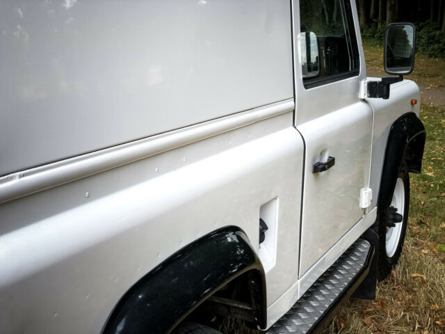 1992 classic white land rover defender 90 200tdi swb 4wd low mileage