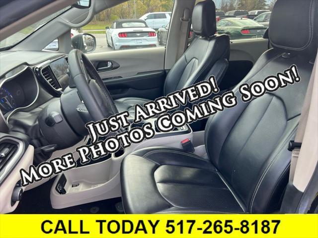 2023 chrysler pacifica touring l
