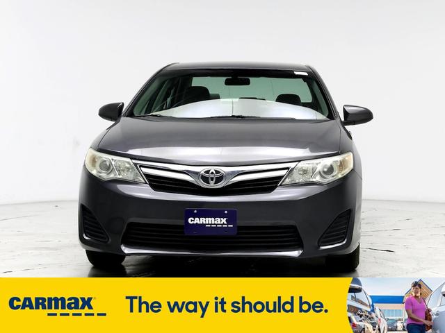 2013 toyota camry le