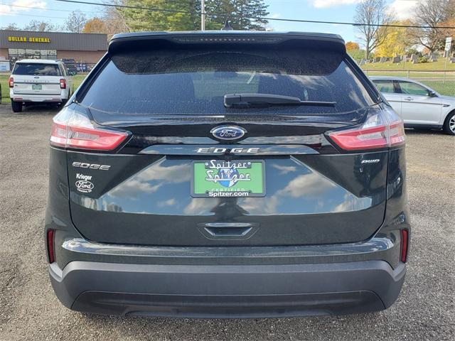 2023 ford edge se