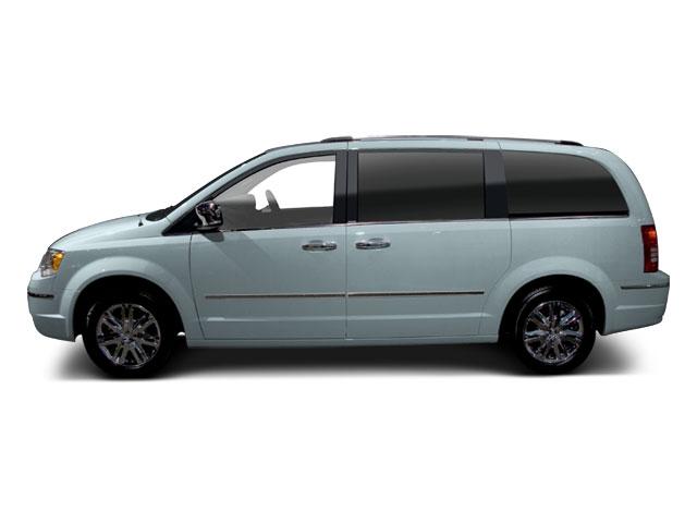 2010 chrysler town & country touring