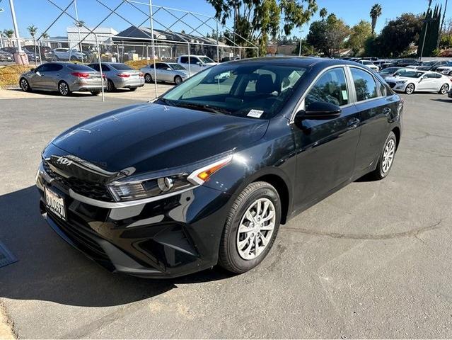 2024 kia forte lx