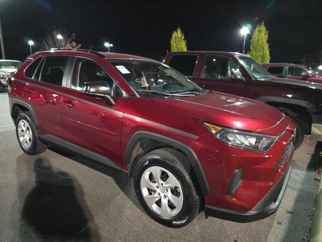 2021 toyota rav4 le