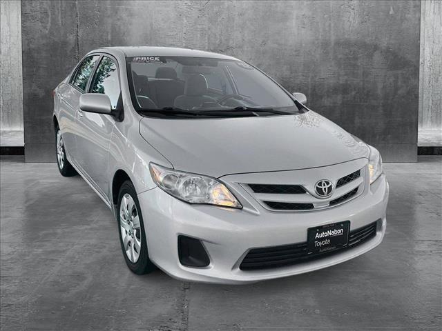 2012 toyota corolla le